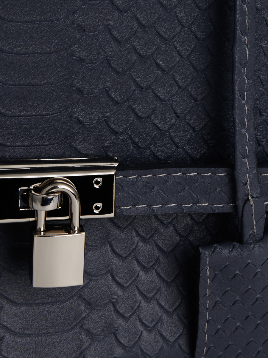 Ache Gia in Dark Blue — handmade leather top-handle bag