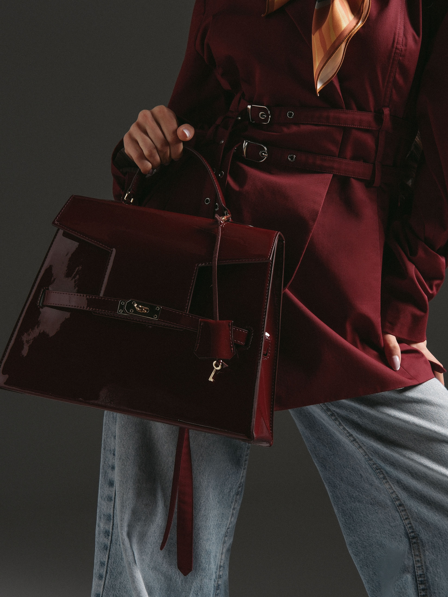 Ache Gia XL in Burgundy — handmade leather tote
