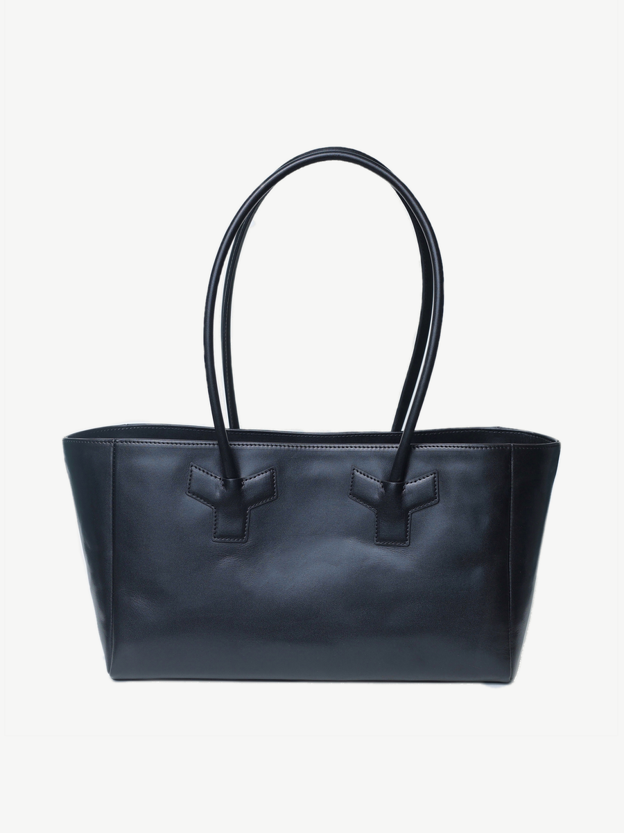 Vicky Barcelona Navy — handmade leather tote by Ache