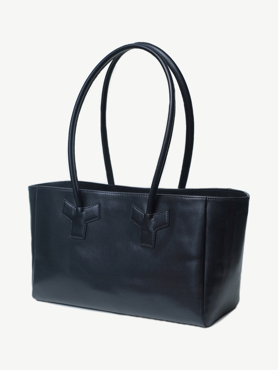 Vicky Barcelona Navy — handmade leather tote by Ache